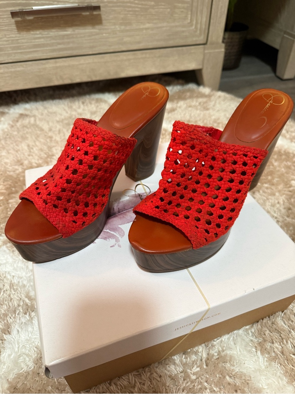 Jessica Simpson Red Crochet Platform Mule Sandals - Picture 1 of 3